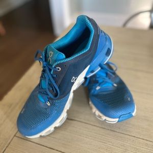 On Cloud “Cloudflyer” men’s size 9.5